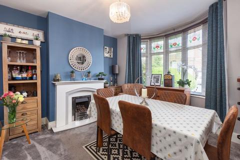 5 bedroom semi-detached house for sale, Woodhill Grove, Manchester M25