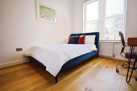 Flat 2, 1 Bryanstone Road, Bournemouth, BH3 7JE