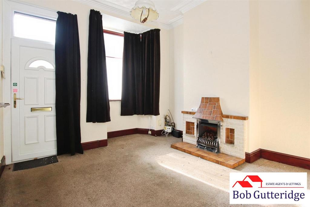 Bay fronted sitting room
