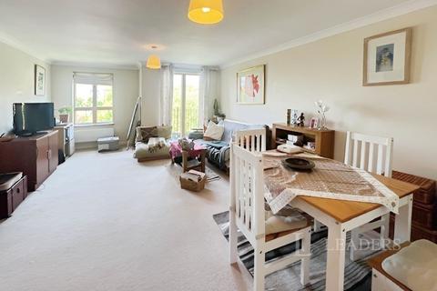 2 bedroom apartment to rent, St. Bartholomews Court, Riverside, CB5