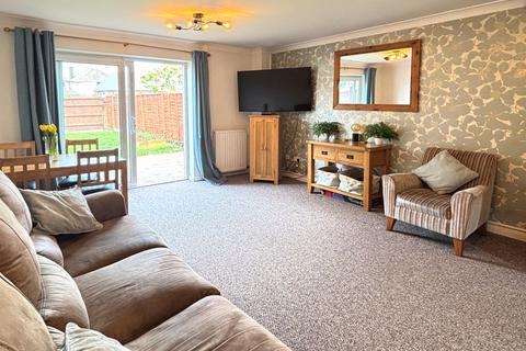 2 bedroom terraced house for sale, Armscroft Gardens, Elmbridge, Gloucester