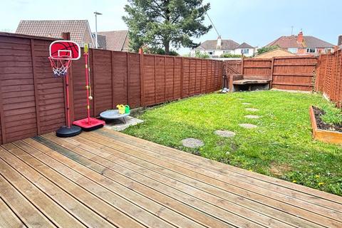 2 bedroom terraced house for sale, Armscroft Gardens, Elmbridge, Gloucester