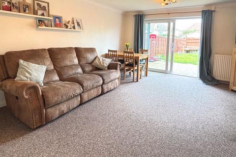 2 bedroom terraced house for sale, Armscroft Gardens, Elmbridge, Gloucester