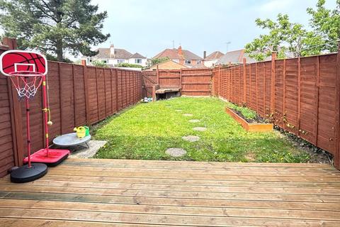 2 bedroom terraced house for sale, Armscroft Gardens, Elmbridge, Gloucester