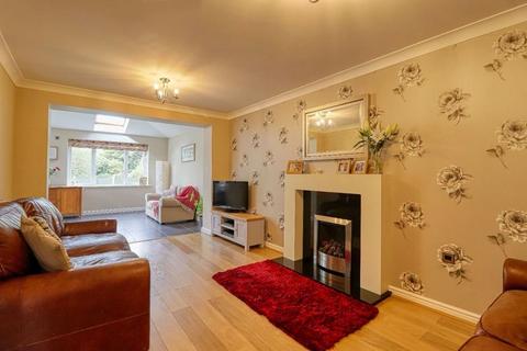 4 bedroom detached house for sale, Lindsey Drive, Crowle