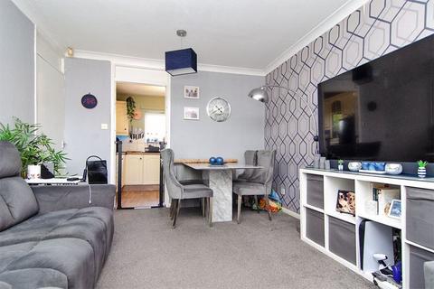 3 bedroom apartment for sale, Archer Close, Wednesbury WS10