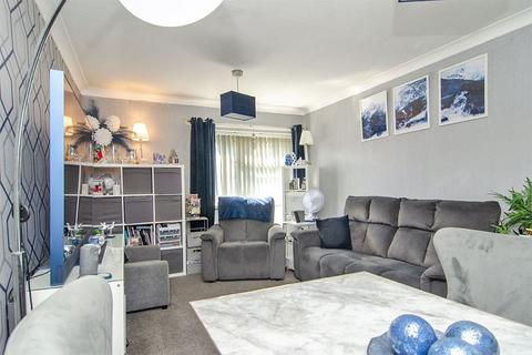 3 bedroom apartment for sale, Archer Close, Wednesbury WS10