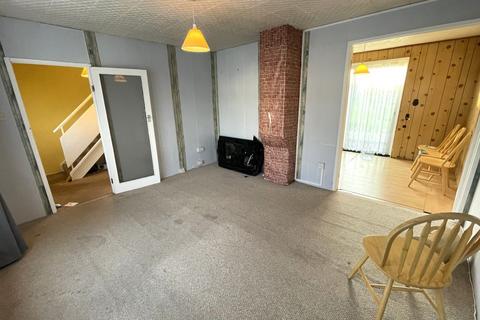 3 bedroom semi-detached house for sale, 61 Newmans Lane, Loughton, IG10 1TN