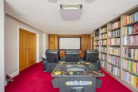 31 Hall Road, Scarisbrick, Ormskirk, L40 9QB