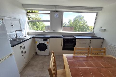 2 bedroom apartment to rent, Lichfield Road, Sutton Coldfield B74