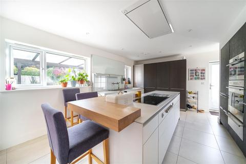 4 bedroom detached house for sale, Holland Park, Exeter