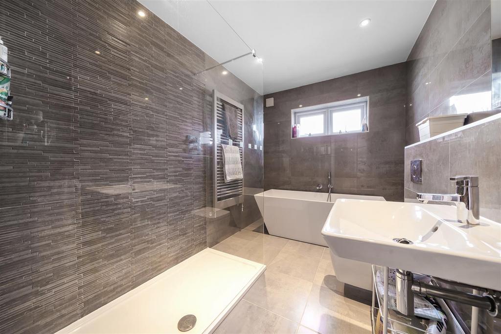 Family bathroom