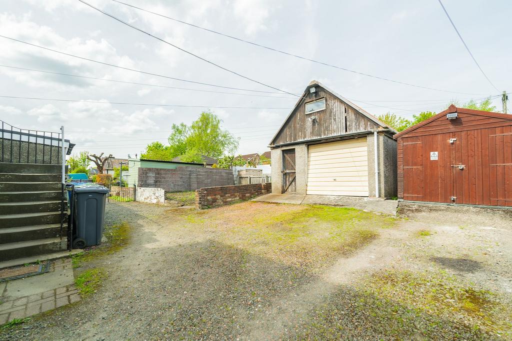 Rear Garage