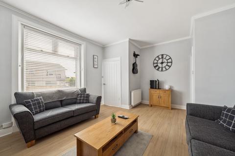 2 bedroom ground floor flat for sale, Kirkhill Terrace, Broxburn, EH52