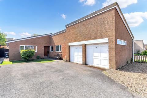 3 bedroom detached bungalow for sale, The Causeway, Royston SG8