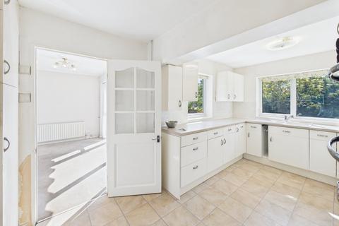 2 bedroom bungalow for sale, Beaver Close, Worcester, Worcestershire, WR2