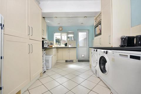 5 Derwent Crescent, Clitheroe, BB7 2PW