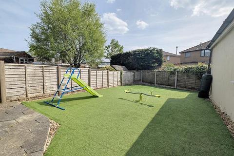 5 Derwent Crescent, Clitheroe, BB7 2PW