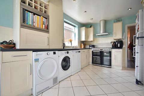 5 Derwent Crescent, Clitheroe, BB7 2PW