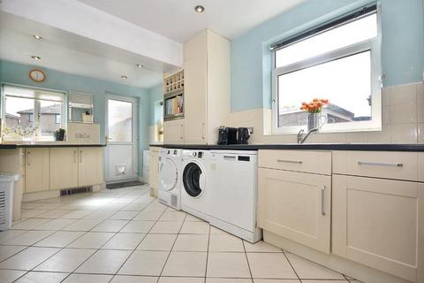 5 Derwent Crescent, Clitheroe, BB7 2PW