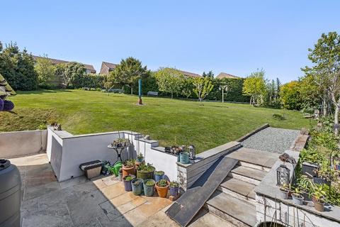 2 bedroom semi-detached house for sale, Southdown Close, Newhaven, East Sussex, BN9 9JQ
