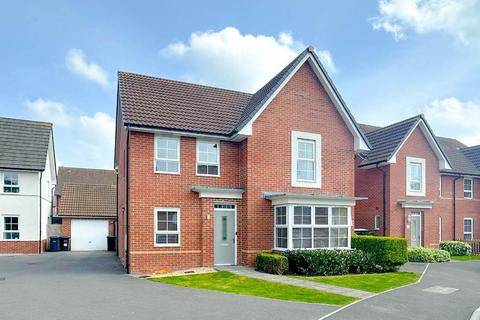 4 bedroom detached house for sale, Gilhespy Way, Westbury, BA13 3FT