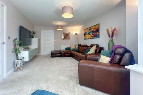 4 bedroom detached house for sale, Gilhespy Way, Westbury, BA13 3FT