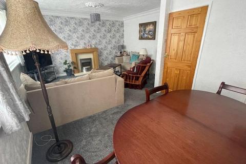 2 bedroom semi-detached bungalow for sale, Westgate, Morecambe LA4