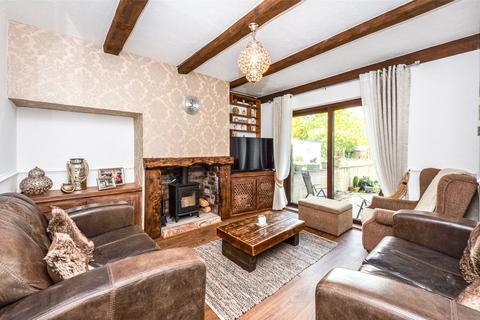 4 bedroom semi-detached house for sale, Cae Gwigin, Talybont, Bangor, Gwynedd, LL57