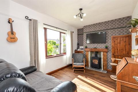 4 bedroom semi-detached house for sale, Cae Gwigin, Talybont, Bangor, Gwynedd, LL57