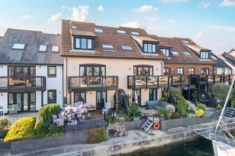 4 bedroom terraced house for sale, Astra Court, Southampton SO45