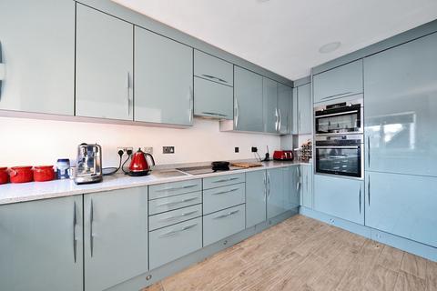 4 bedroom terraced house for sale, Astra Court, Southampton SO45