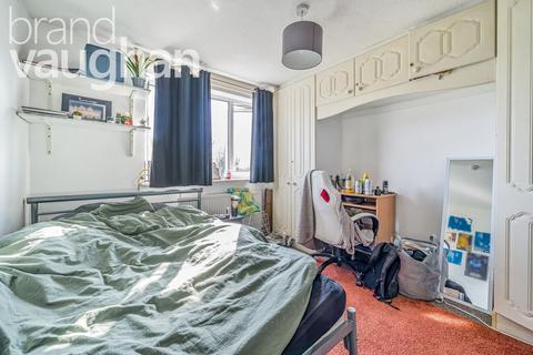 1 bedroom detached house to rent, Shenfield Way, East Sussex BN1