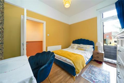 2 bedroom apartment for sale, London NW2