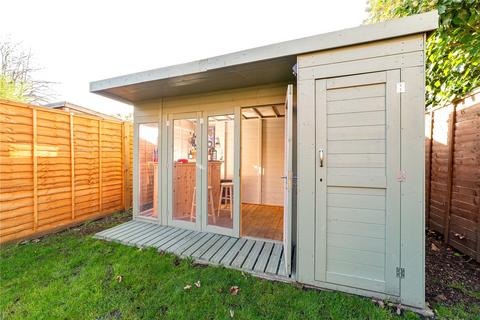 2 bedroom apartment for sale, London NW2