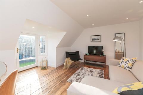 2 bedroom flat to rent, Granville Terrace, Edinburgh, EH10