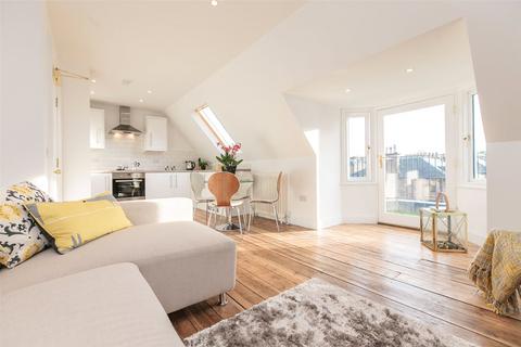 2 bedroom flat to rent, Granville Terrace, Edinburgh, EH10