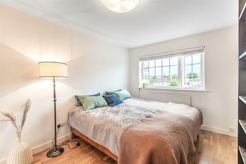 4 bedroom terraced house to rent, Willow Lane, Clifford, Wetherby, West Yorkshire, LS23
