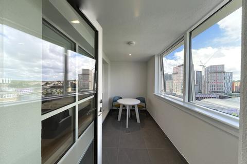 Studio to rent, Olympic Way