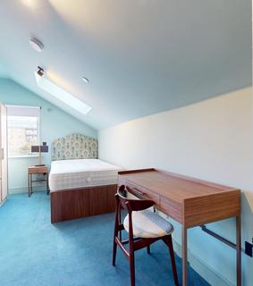 Studio to rent, Cheshire Street