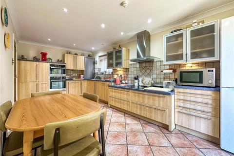 3 bedroom bungalow for sale, Chander Close, Dorset BH22