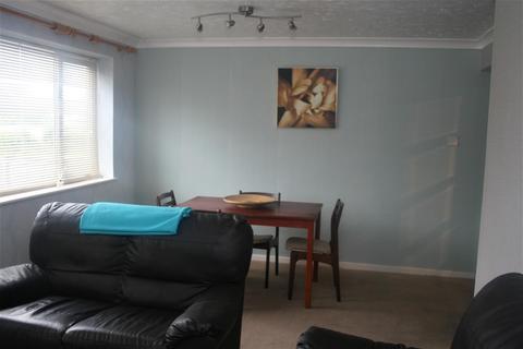 2 bedroom flat to rent, Upper Eastern Green Lane, Coventry