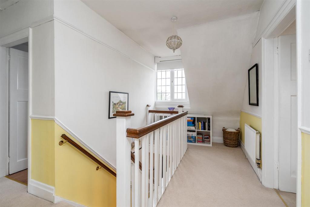 82 Widney Manor Road 16.jpg