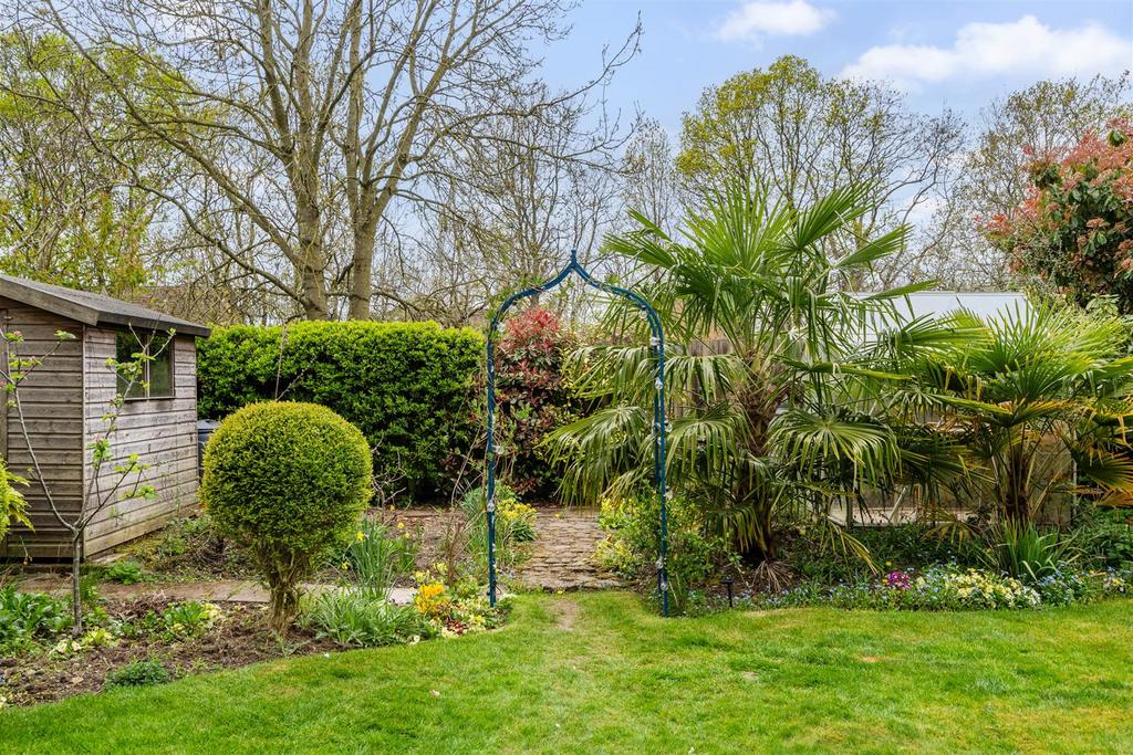 82 Widney Manor Road 10.jpg