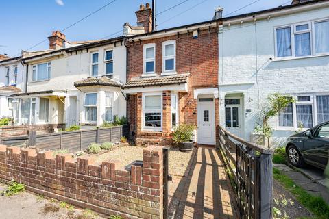 2 bedroom terraced house for sale, Manor Road North, Southampton SO19