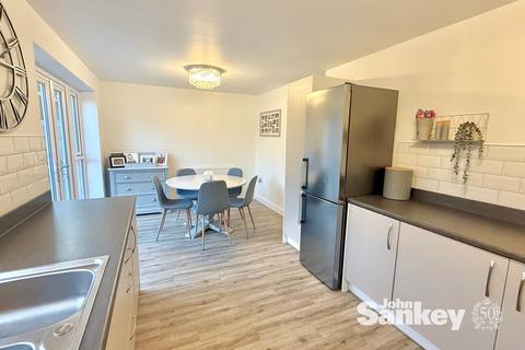 4 bedroom detached house for sale, Lindhurst Way West, Mansfield, NG18