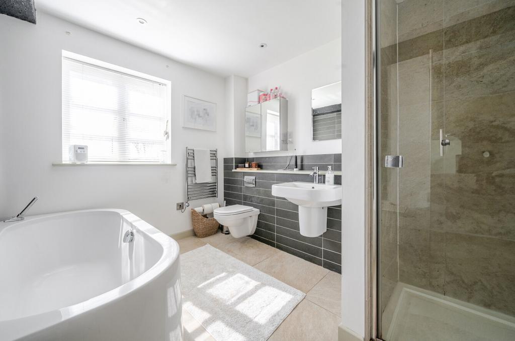 Ensuite Bathroom