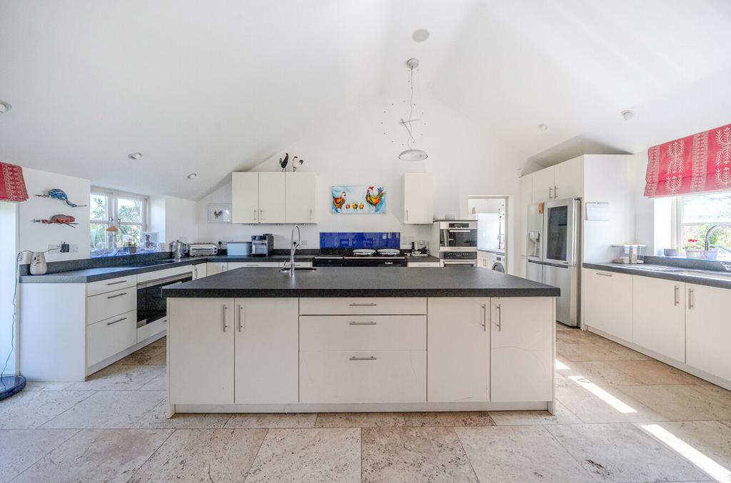 Kitchen & Island