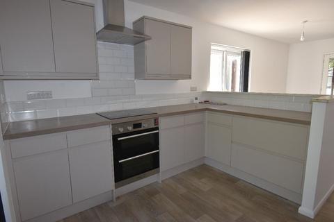 4 bedroom detached house to rent, Condurrow, Grylls Parc, Helston
