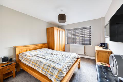 2 bedroom bungalow for sale, Silver Street, Great Barford, Bedford, Bedfordshire, MK44